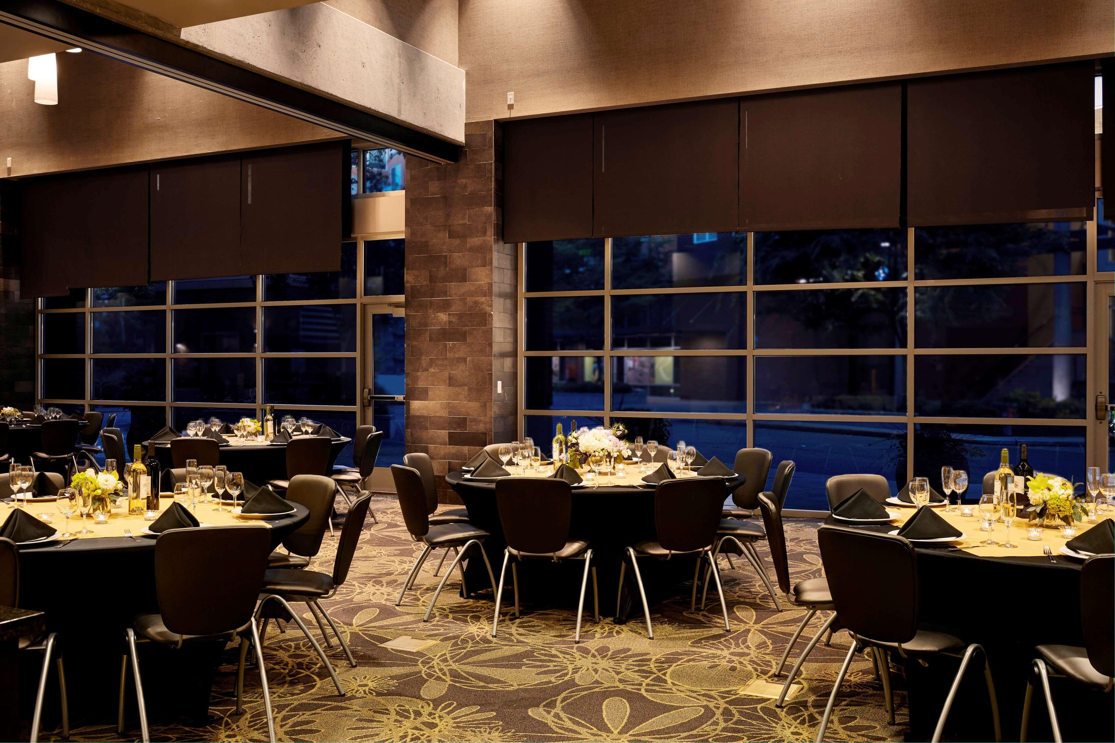 Hyatt House Seattle/Redmond Hotel Exterior photo